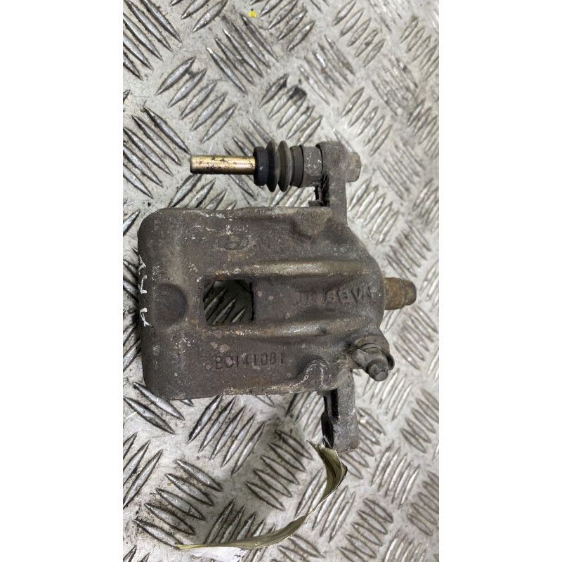 Etrier arriere droit (freinage) HYUNDAI GETZ Photo n°2