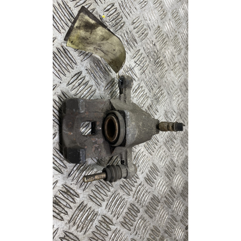 Etrier arriere droit (freinage) HYUNDAI GETZ Photo n°3
