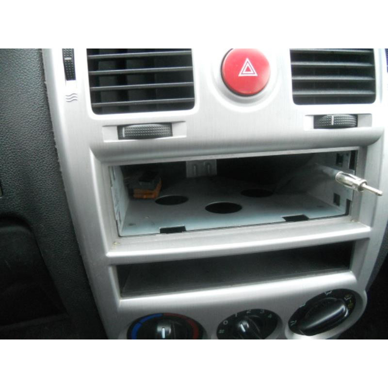 Etrier arriere droit (freinage) HYUNDAI GETZ Photo n°11