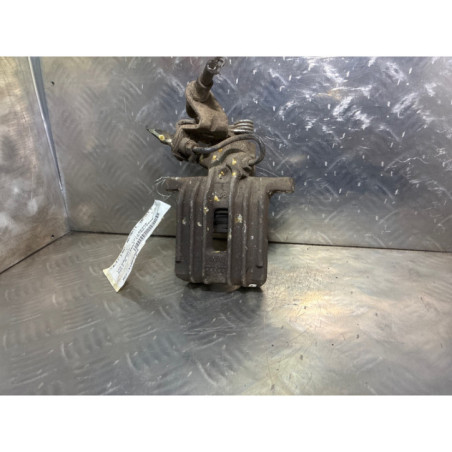 Etrier avant droit (freinage) VOLKSWAGEN GOLF 5