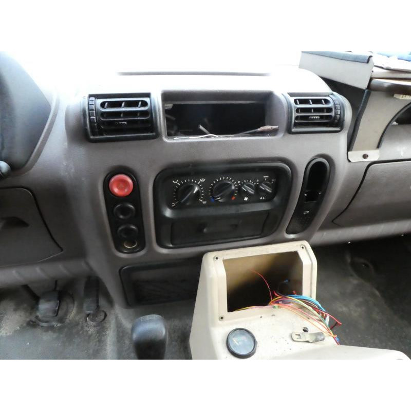 Etrier avant gauche (freinage) RENAULT MASTER 2 Photo n°5