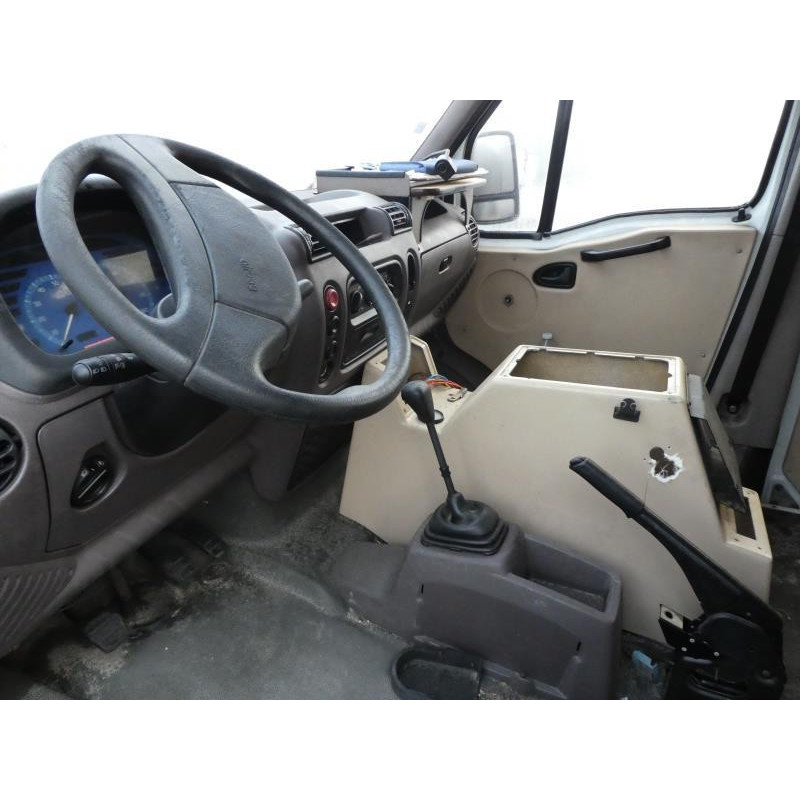 Etrier avant gauche (freinage) RENAULT MASTER 2 Photo n°13