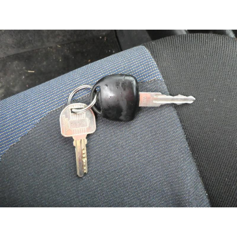Porte arriere gauche OPEL CORSA B Photo n°6