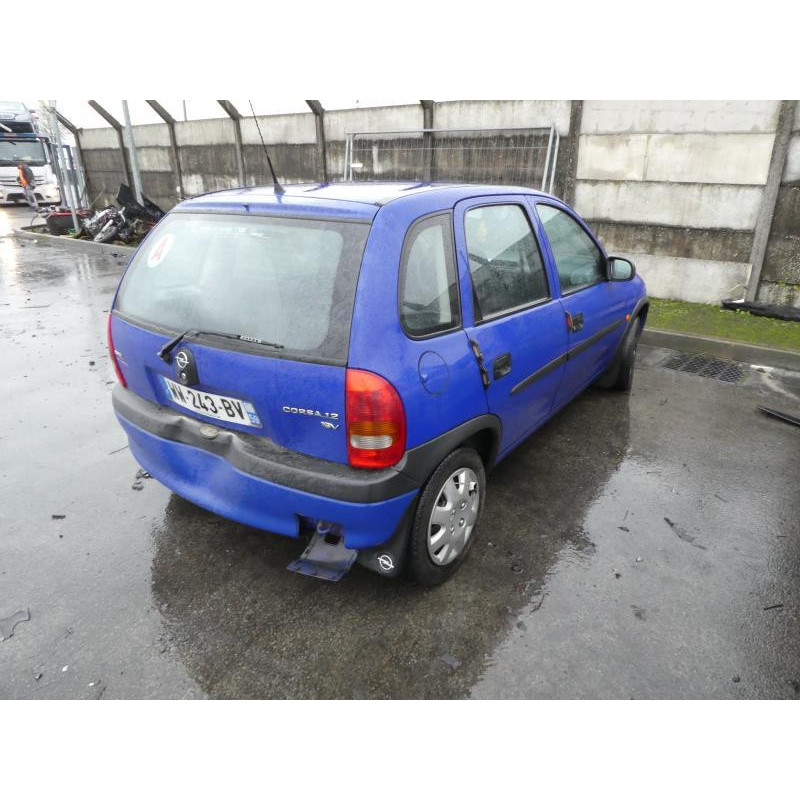 Porte arriere gauche OPEL CORSA B Photo n°11