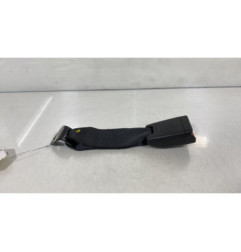 Attache ceinture arriere centrale OPEL AGILA B