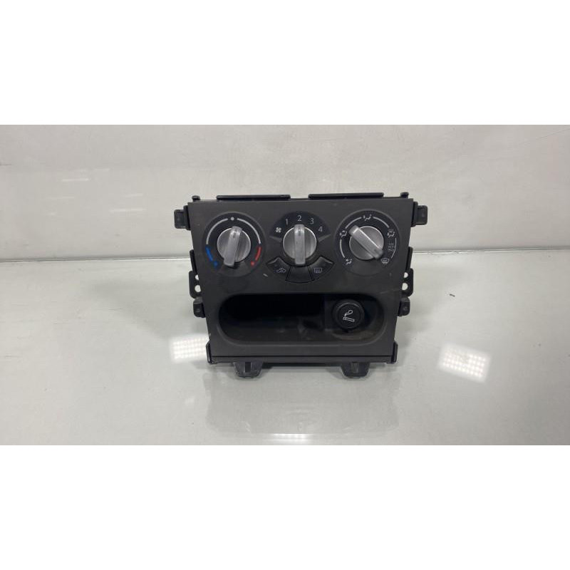 Commande chauffage OPEL AGILA B Photo n°1