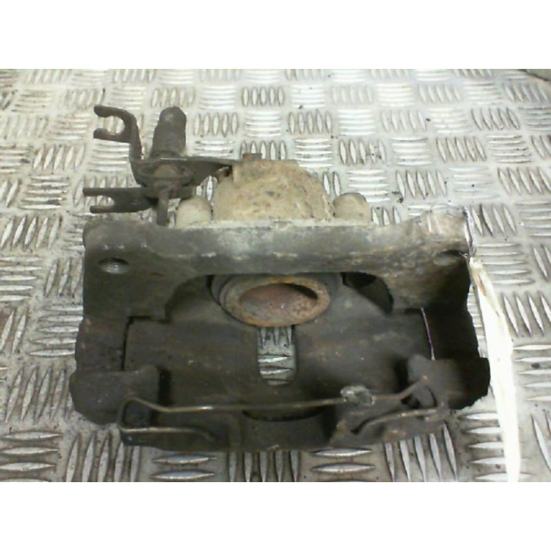 Etrier avant droit (freinage) AUDI A6 2 Photo n°2