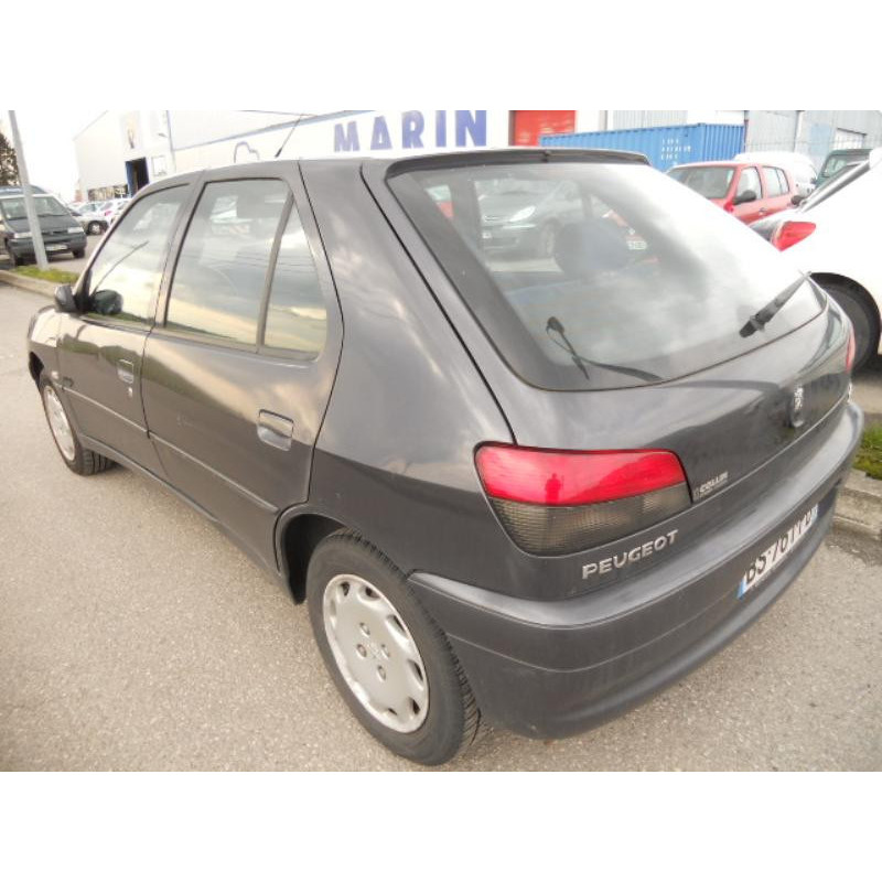 Etrier avant droit (freinage) PEUGEOT 306 Photo n°7