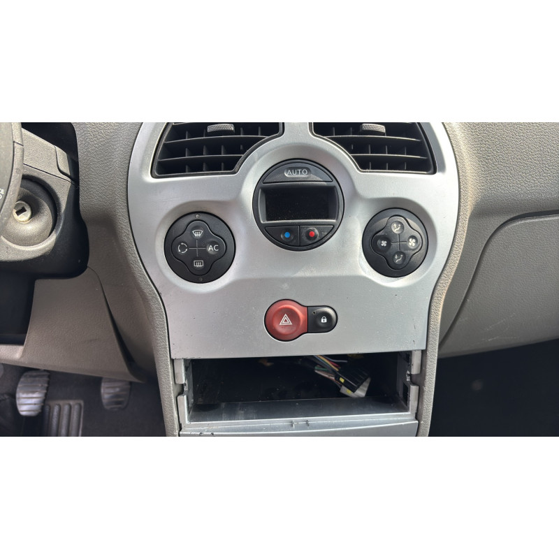 Optique avant secondaire gauche (feux)(clignotant) RENAULT MODUS Photo n°19