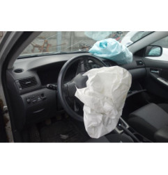 Etrier avant gauche (freinage) TOYOTA COROLLA 10