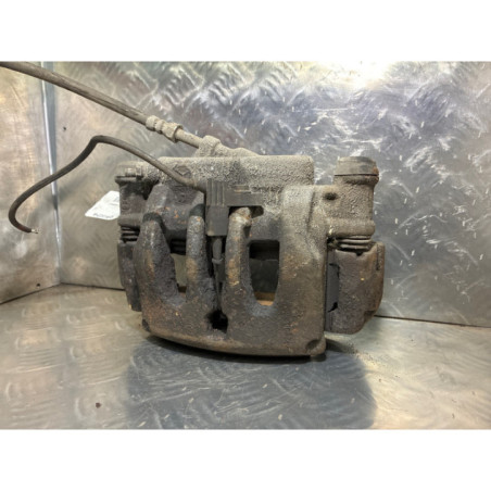 Etrier avant gauche (freinage) MERCEDES VITO 639