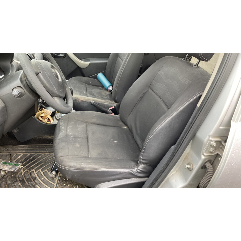 Boitier de prechauffage DACIA SANDERO 1 Photo n°13