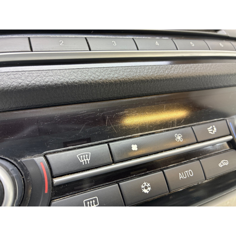 Commande chauffage BMW SERIE 5 F11 Photo n°4