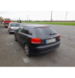 Pare boue avant droit AUDI A3 2