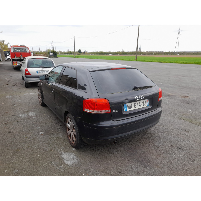 Pare boue avant droit AUDI A3 2 Photo n°7