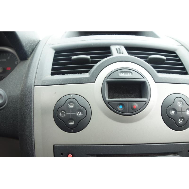 Etrier arriere gauche (freinage) RENAULT MEGANE 2 Photo n°10