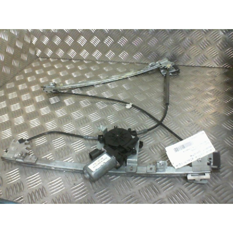 Leve vitre electrique avant gauche SEAT CORDOBA 1 Photo n°1