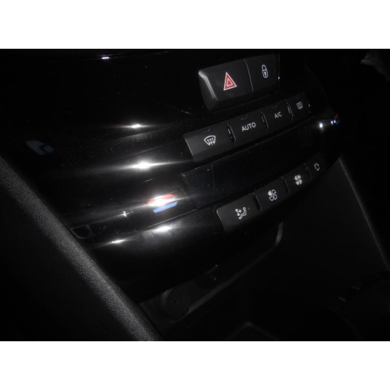 Serrure avant droit PEUGEOT 2008 1 Photo n°12