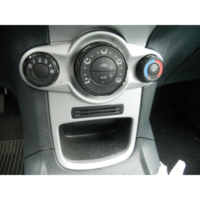 Mastervac FORD FIESTA 6 Photo n°8