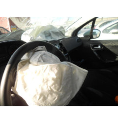 Bras essuie glace avant droit PEUGEOT 208 1