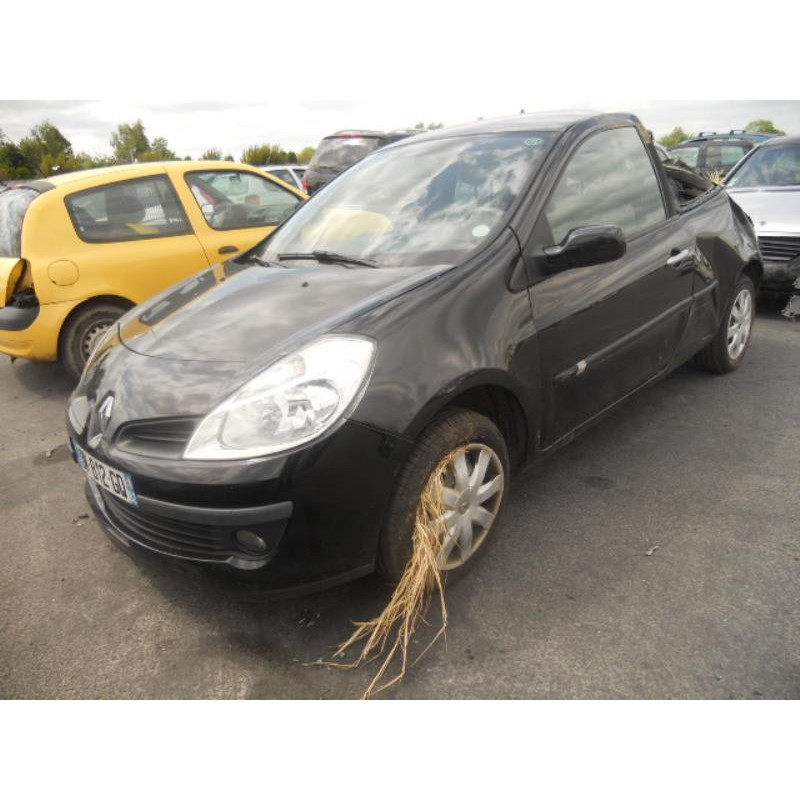 Maitre cylindre (freinage) RENAULT CLIO 3 Photo n°1