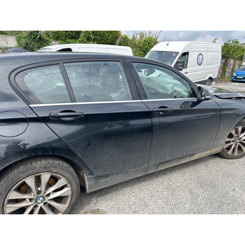 BMW SERIE 1 F20 PHASE 2 120d 2.0D - 16V TURBO Photo n°18