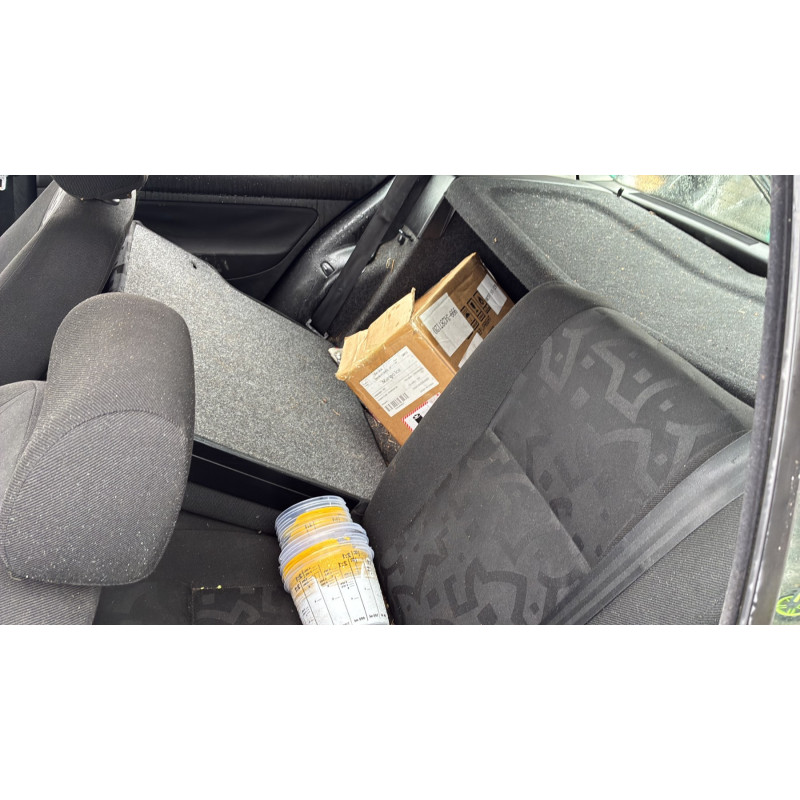 Calandre VOLKSWAGEN GOLF 4 Photo n°19