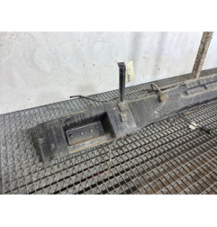 Renfort pare choc arriere (traverse) HYUNDAI IX 20 Photo n°1