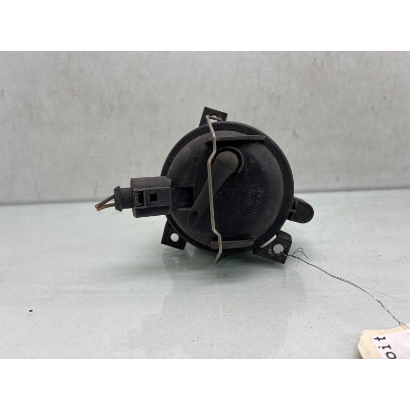 Anti brouillard droit (feux) VOLKSWAGEN POLO 4 Photo n°3