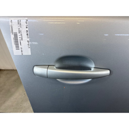 Porte avant droit PEUGEOT 5008 1
