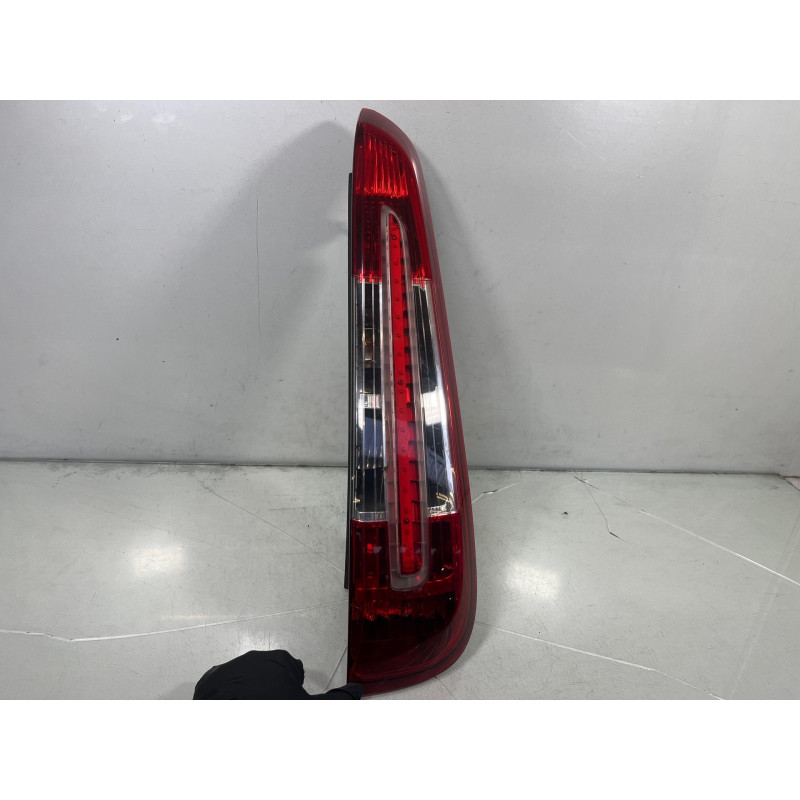 Feu arriere principal droit (feux) FORD C-MAX 1 Photo n°4