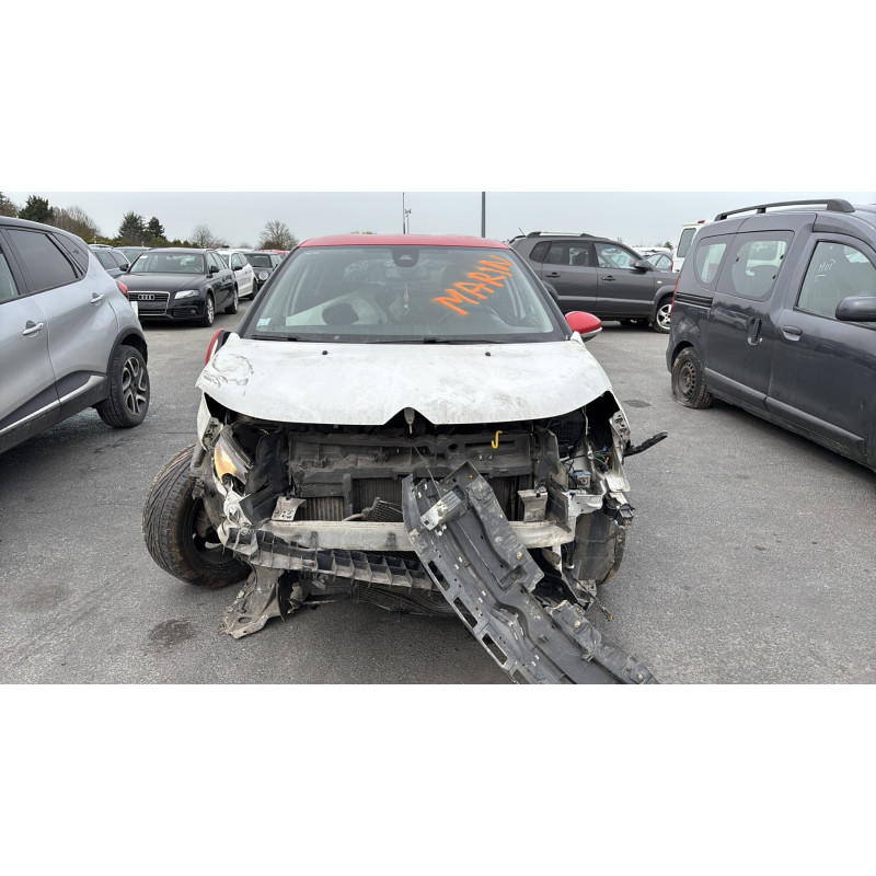Feu arriere stop central CITROEN C3 3 Photo n°12