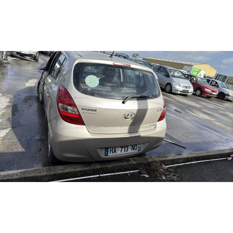 Capot HYUNDAI I 20 1 Photo n°9