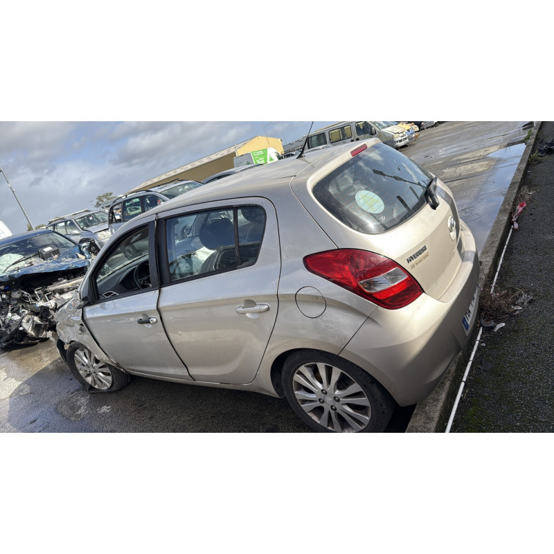 Capot HYUNDAI I 20 1 Photo n°10