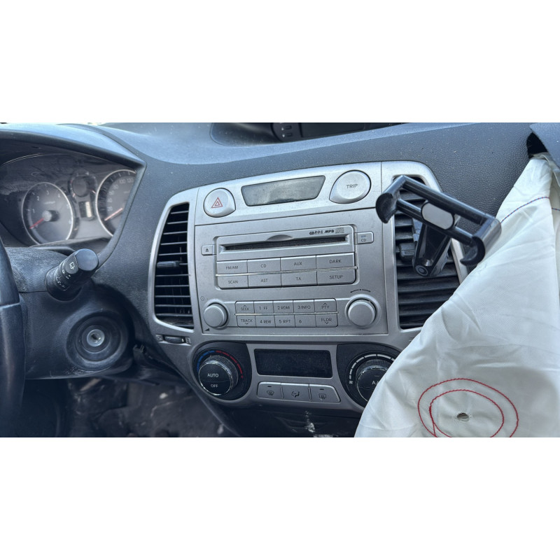 Capot HYUNDAI I 20 1 Photo n°15