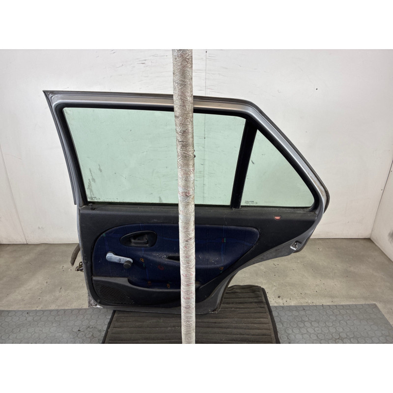 Porte arriere droit CITROEN SAXO Photo n°3