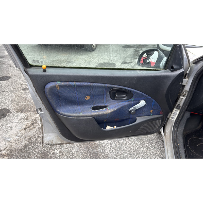 Porte arriere droit CITROEN SAXO Photo n°12