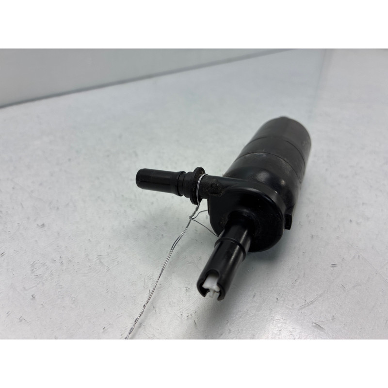 Pompe lave phares BMW SERIE 5 F11 Photo n°1