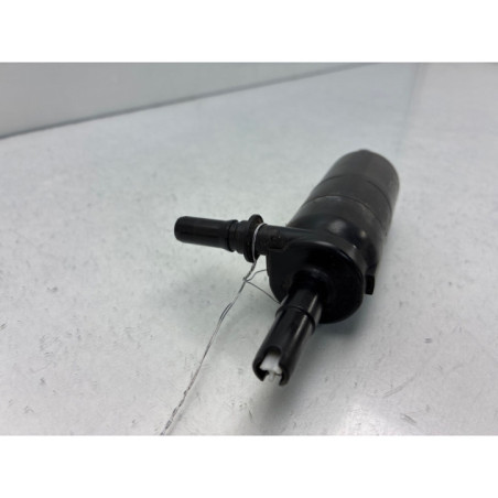 Pompe lave phares BMW SERIE 5 F11 Photo n°1