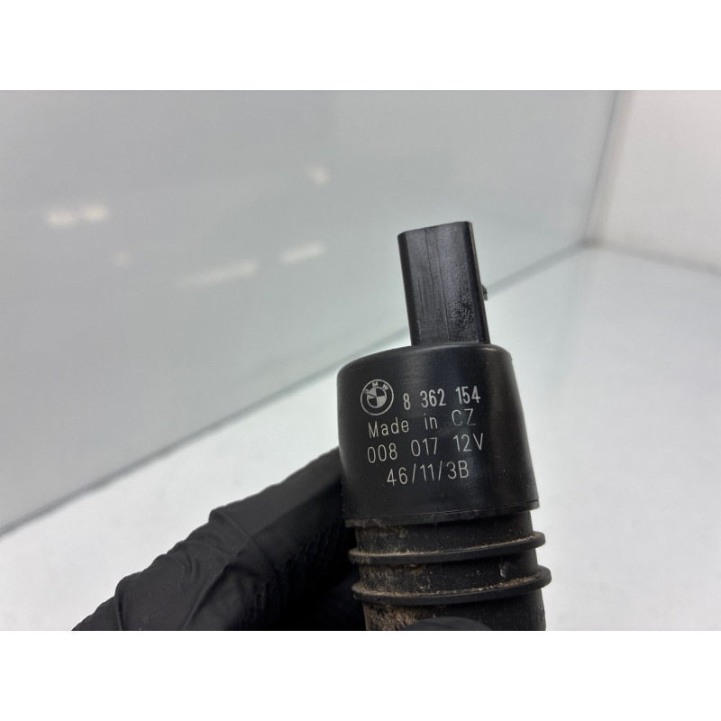 Pompe lave glace avant BMW SERIE 5 F11 Photo n°1