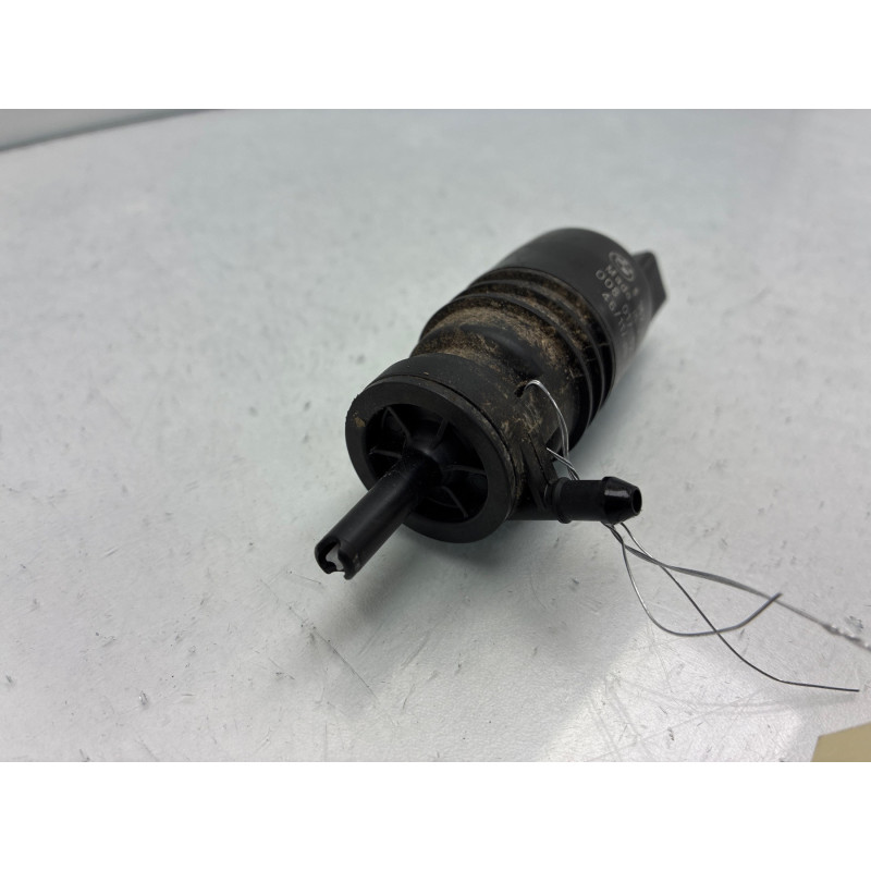 Pompe lave glace avant BMW SERIE 5 F11 Photo n°3