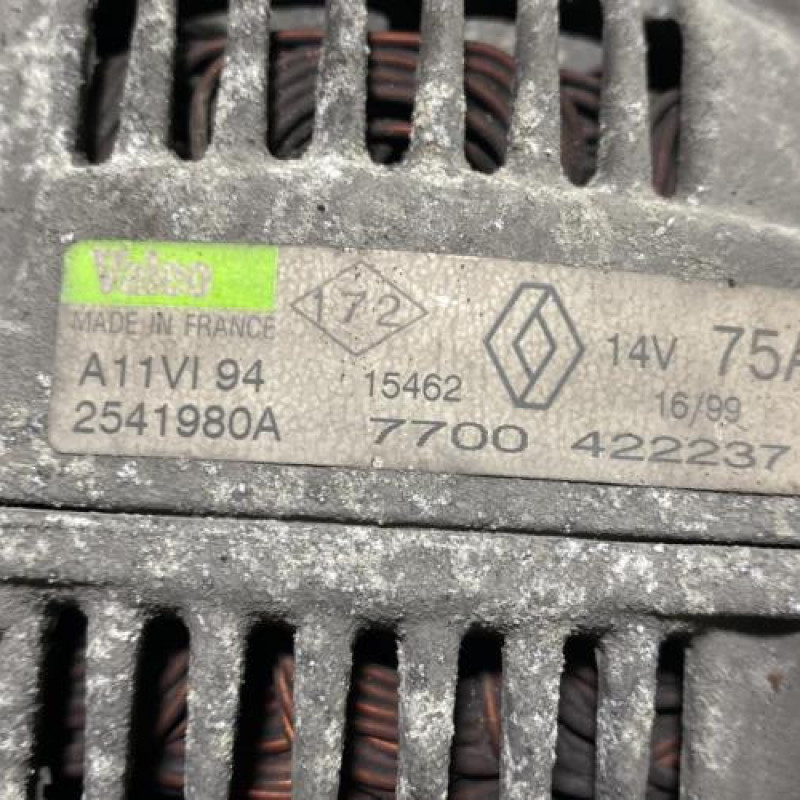 Alternateur RENAULT CLIO 2 Photo n°3