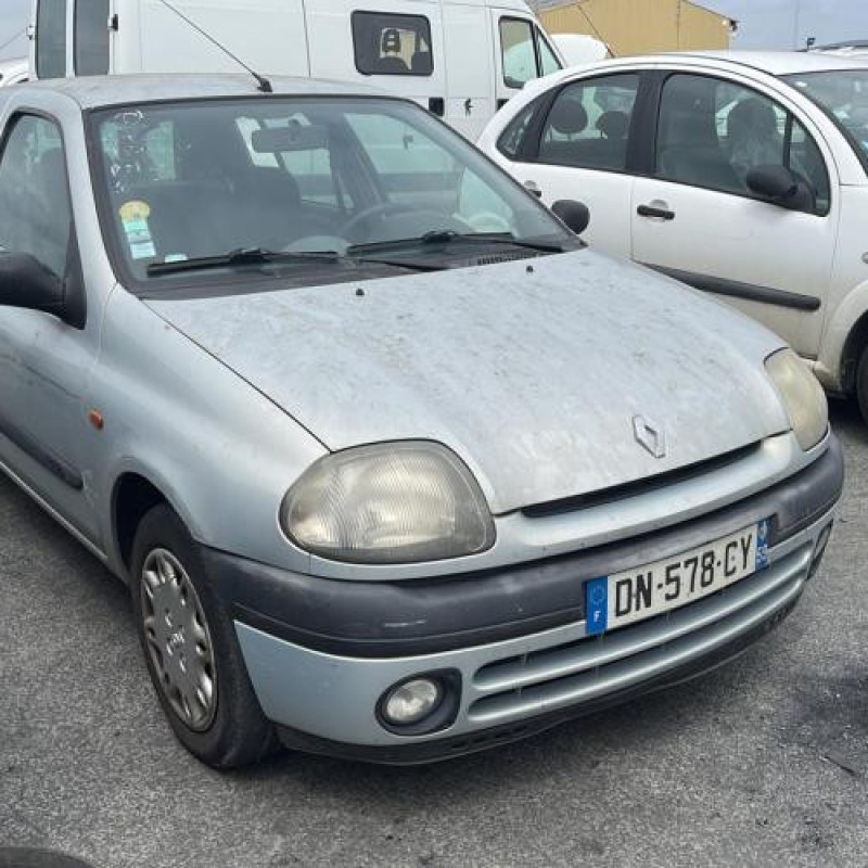 Alternateur RENAULT CLIO 2 Photo n°5