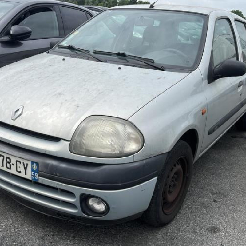 Alternateur RENAULT CLIO 2 Photo n°6