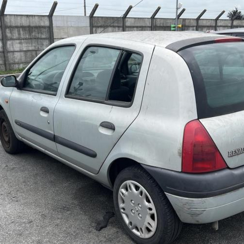Alternateur RENAULT CLIO 2 Photo n°7