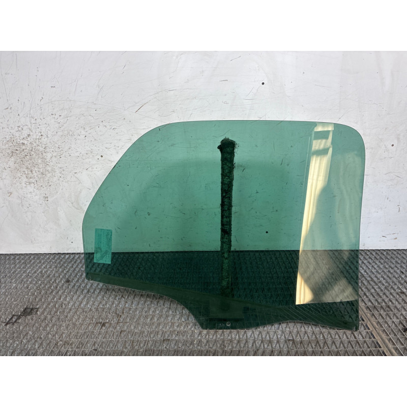 Vitre arriere gauche CITROEN XSARA PICASSO Photo n°1
