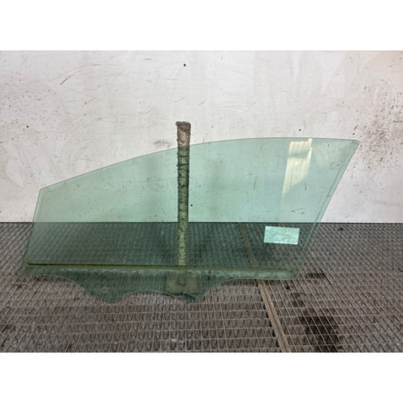 Vitre avant droit FORD FIESTA 7