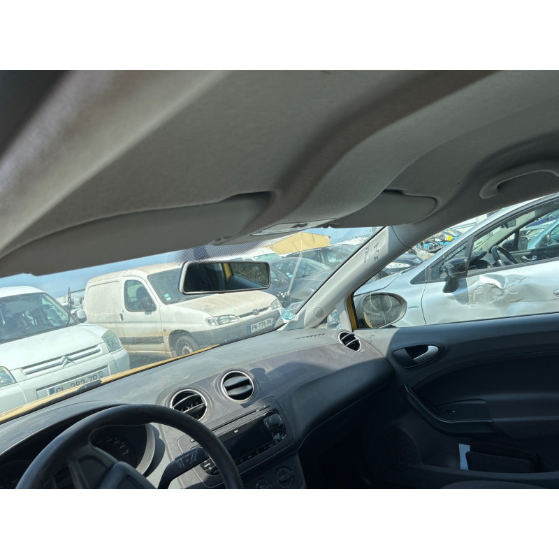 SEAT IBIZA 4 PHASE 1 1.2i - 12V Photo n°7