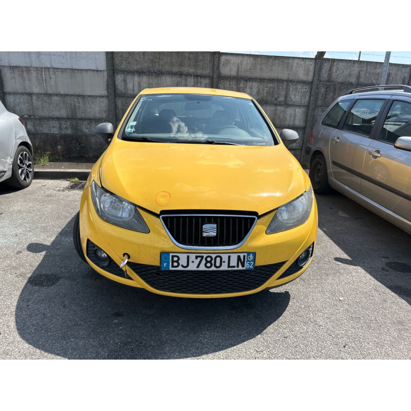 SEAT IBIZA 4 PHASE 1 1.2i - 12V Photo n°12