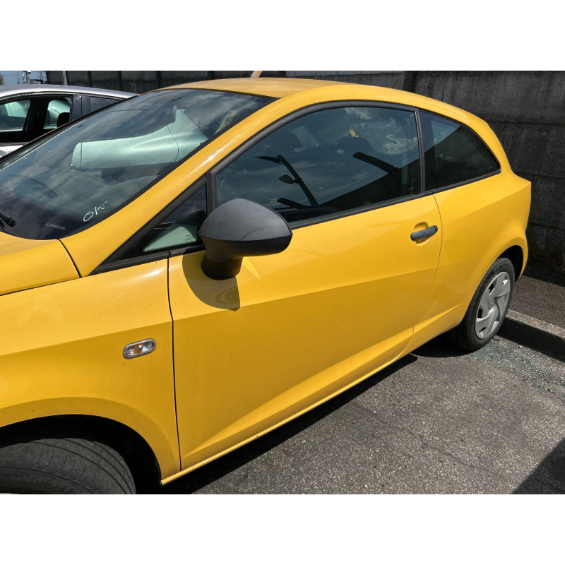 SEAT IBIZA 4 PHASE 1 1.2i - 12V Photo n°13